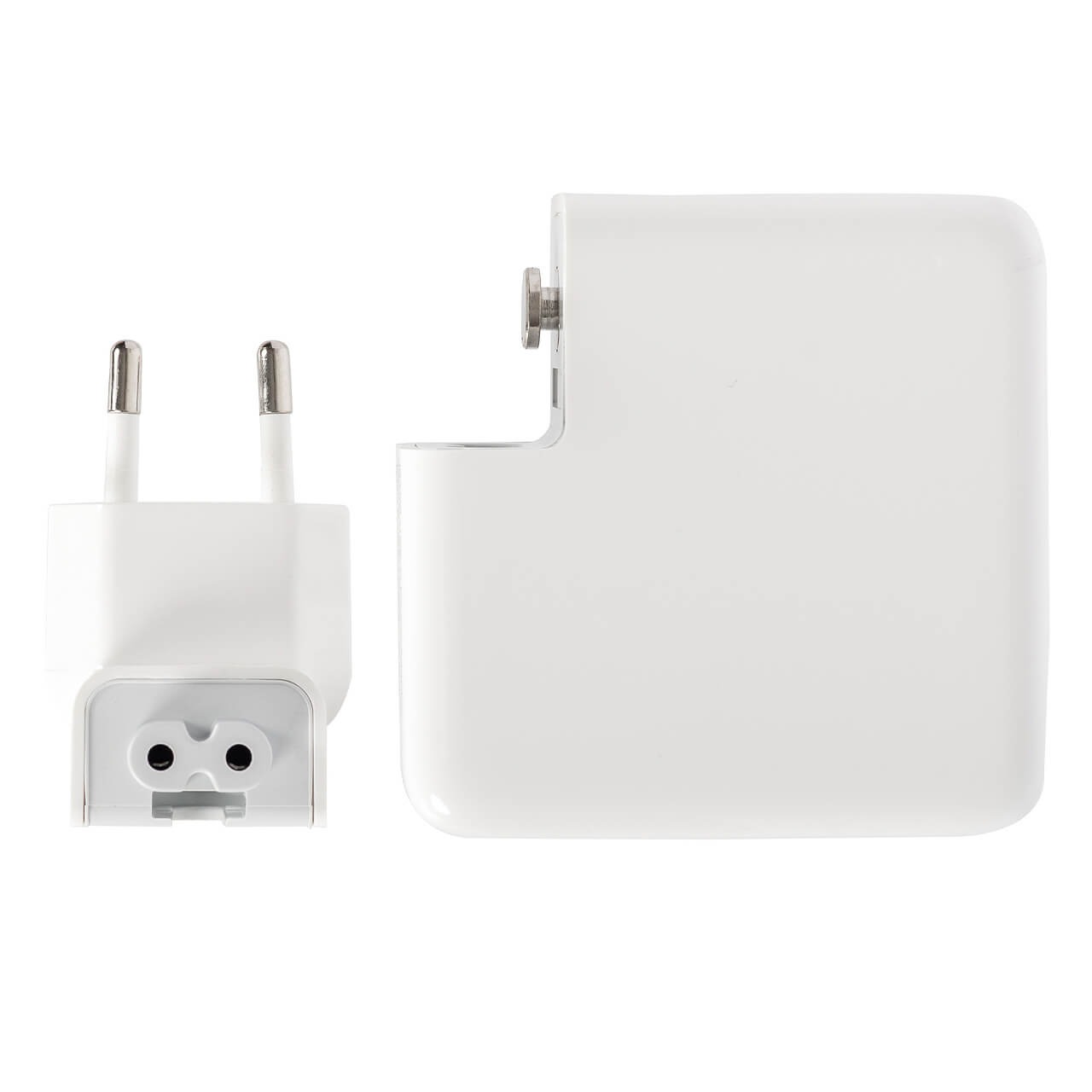 902261-Carregador-Power-Adpapter-61W-com-Cabo-USB-C-2-metros-04.jpg 902261-Carregador-Power-Adpapter-61W-com-Cabo-USB-C-2-metros-04.jpg