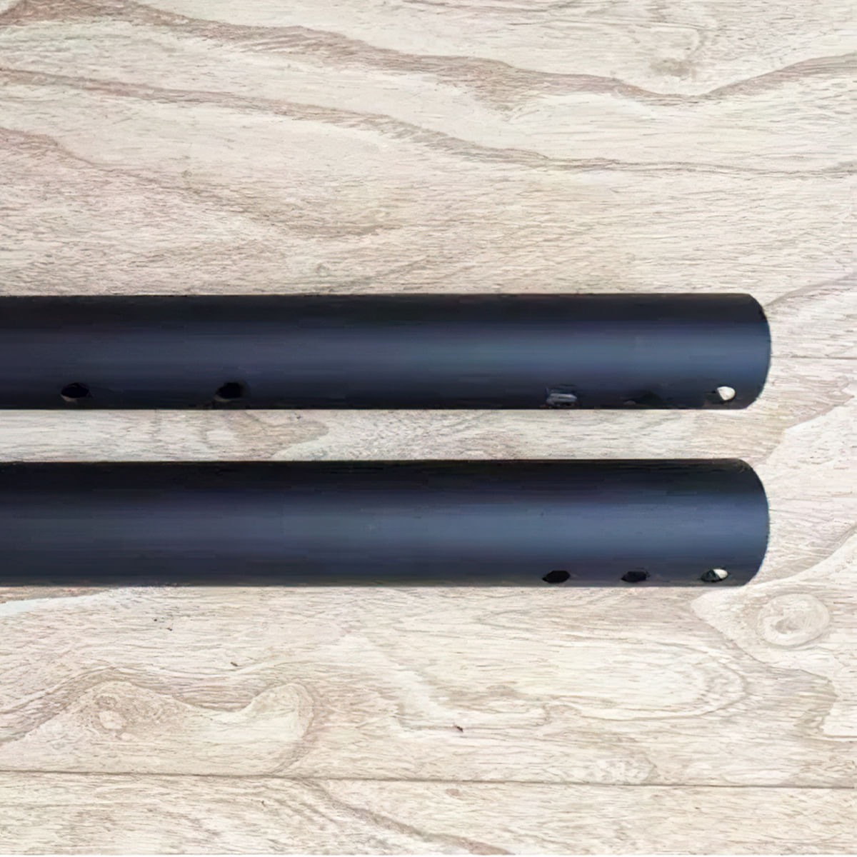 Suporte-de-Teto-para-TVs-de-32_-a-70_-Giro-360-graus-Altura-Ajustavel-Medio-5.jpg Suporte-de-Teto-para-TVs-de-32_-a-70_-Giro-360-graus-Altura-Ajustavel-Medio-5.jpg