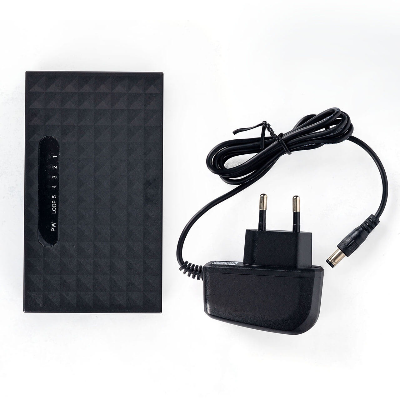 906400-swith-rede-rj45-gigabit-5-portas-03.jpg 906400-swith-rede-rj45-gigabit-5-portas-03.jpg