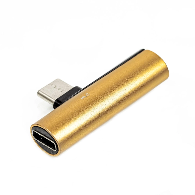 adaptador-usb-tipo-c-para-fone-ouvido-p2-cirilocabos-dourado-902078-02.jpg